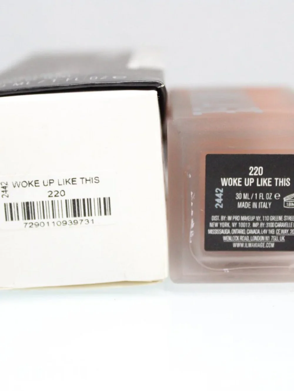 IL MAKIAGE Woke Up Like This Flawless Base Foundation Shade 220 1oz 30mL NEW
